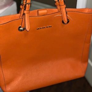 Michale kors handbag